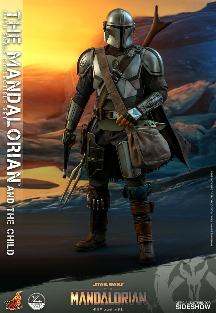 The Mandalorian - The Mandalorian and The Child Quarter Scale Collectible Set